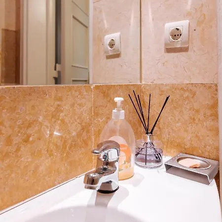 V Single Bed Av Da Republica بيت ضيافة